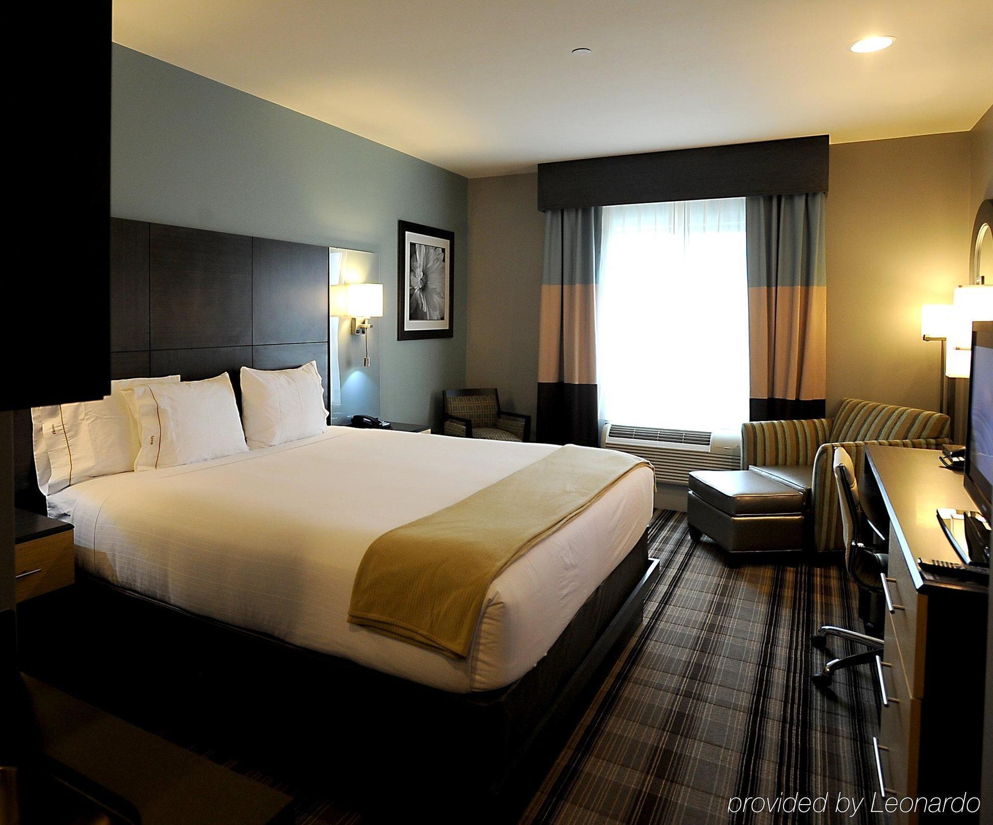 Holiday Inn Express & Suites Amarillo West By Ihg Номер фото
